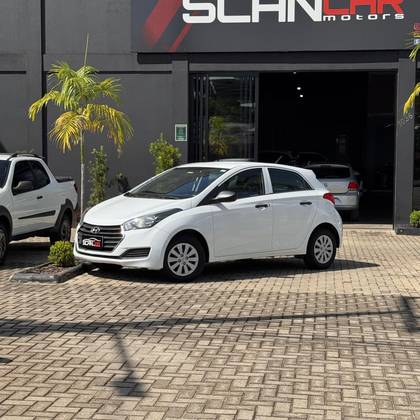 HYUNDAI HB20 1.0 COMFORT 12V FLEX 4P MANUAL